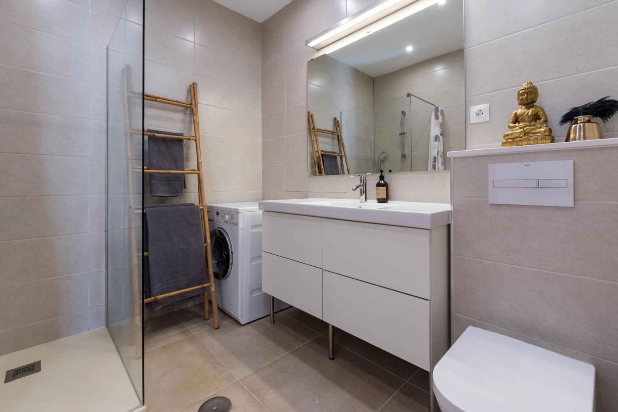 Tio Charles De June - Charming 2 Bedroom